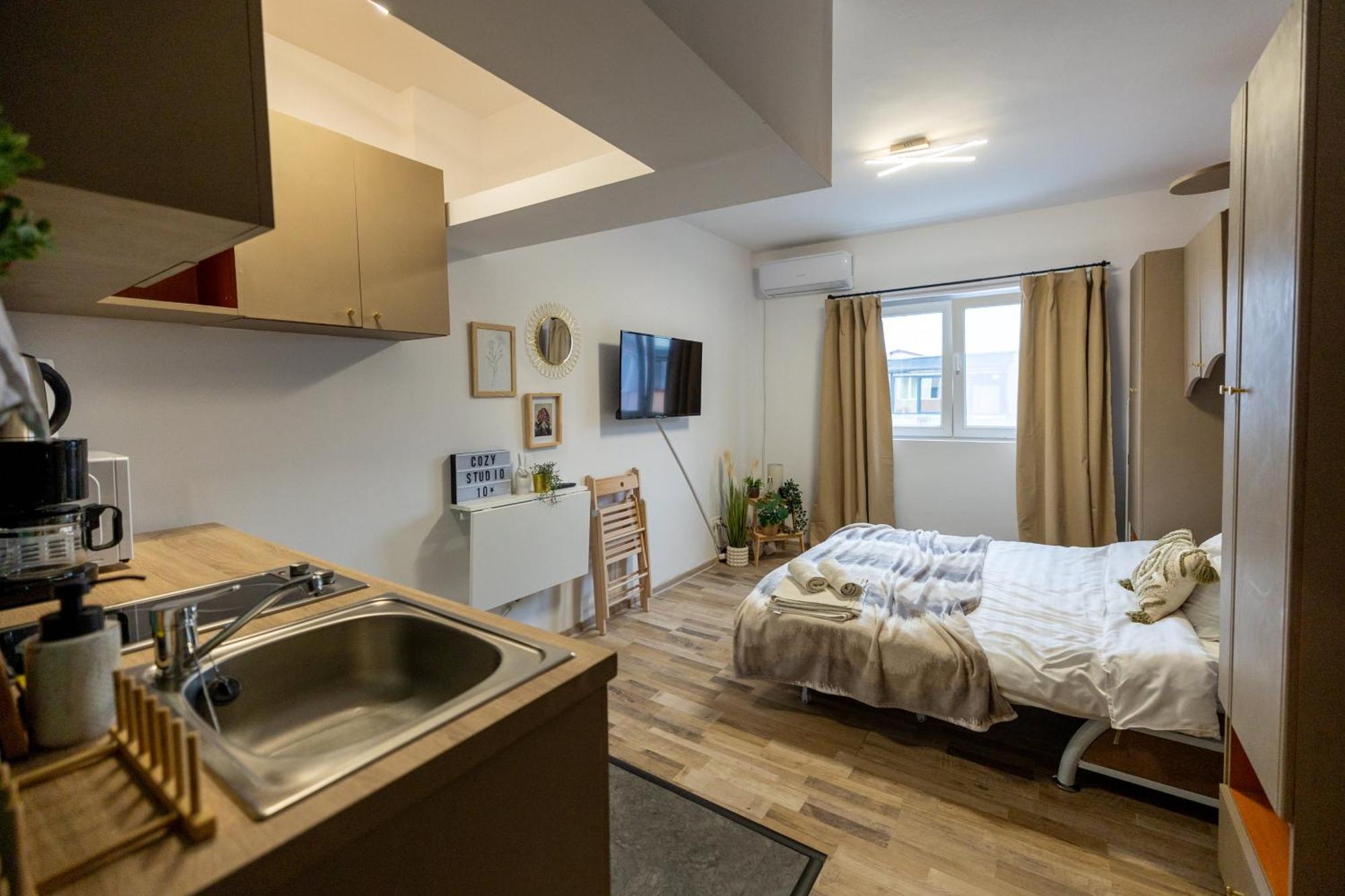 Cozy Studio Retreat - Quiet, Premium Stay Timisoara Exterior foto